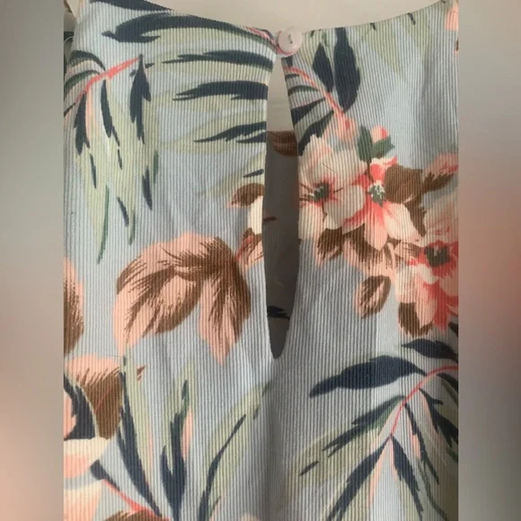 🌸Simply Noelle Ribbed Halter Sundress - Picture 6 of 8